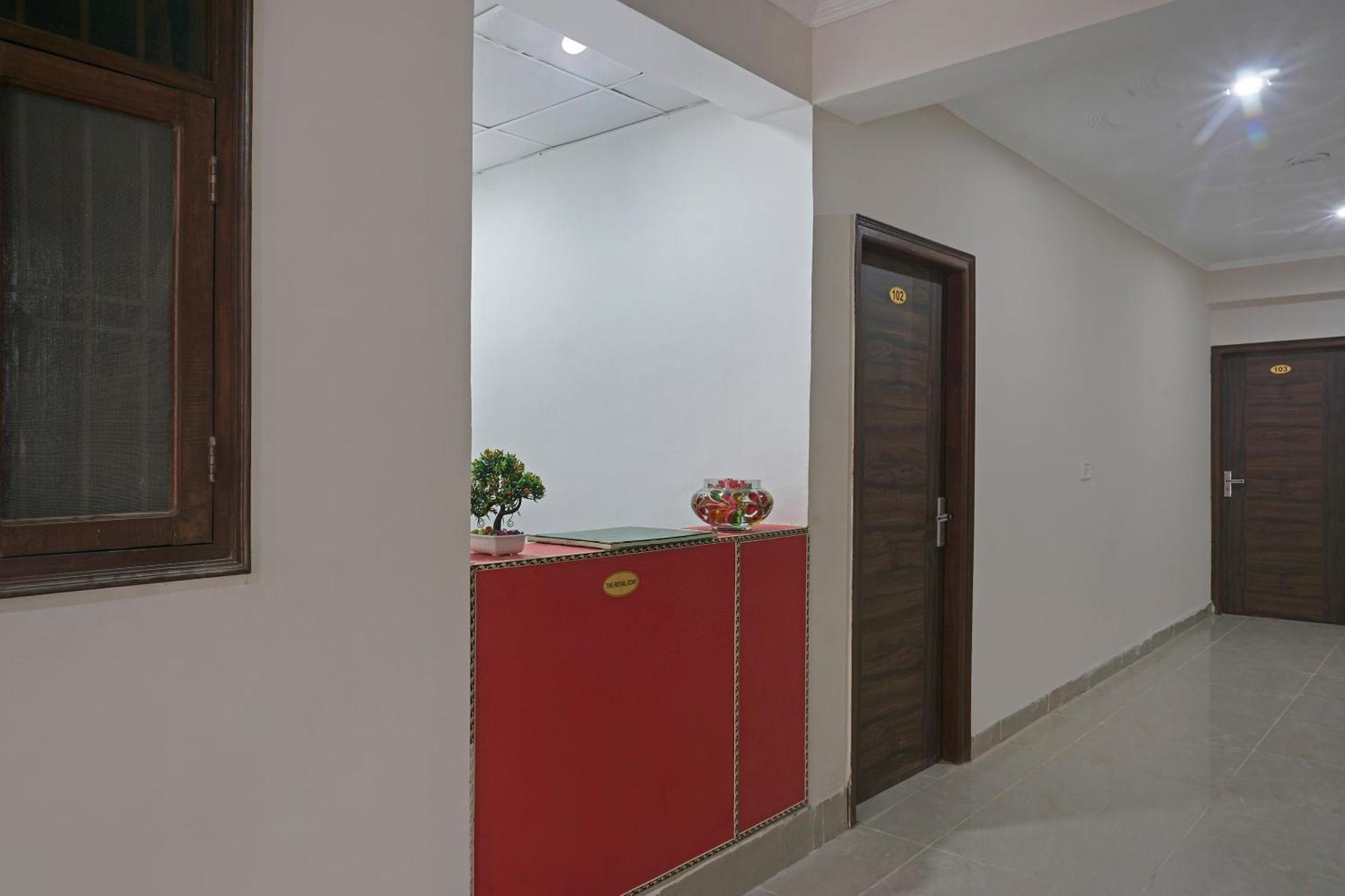 Hotel O Quadis Noida Exterior photo